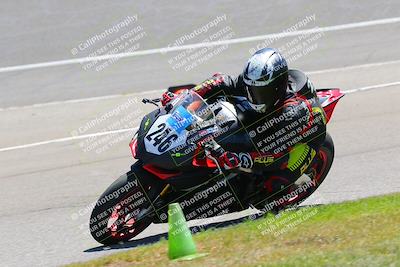 media/Jun-26-2022-Fastrack Riders (Sun) [[e3c435f101]]/Level 3/Inside turn 3/